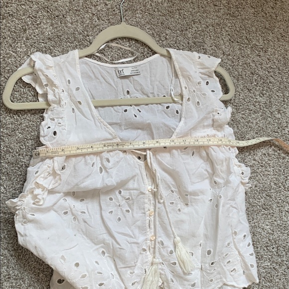 Zara Boho Eyelet White Tie Neck Button Top - Picture 7 of 8